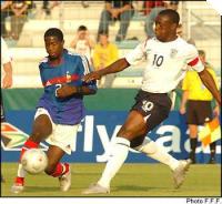 Arnold Mvuemba